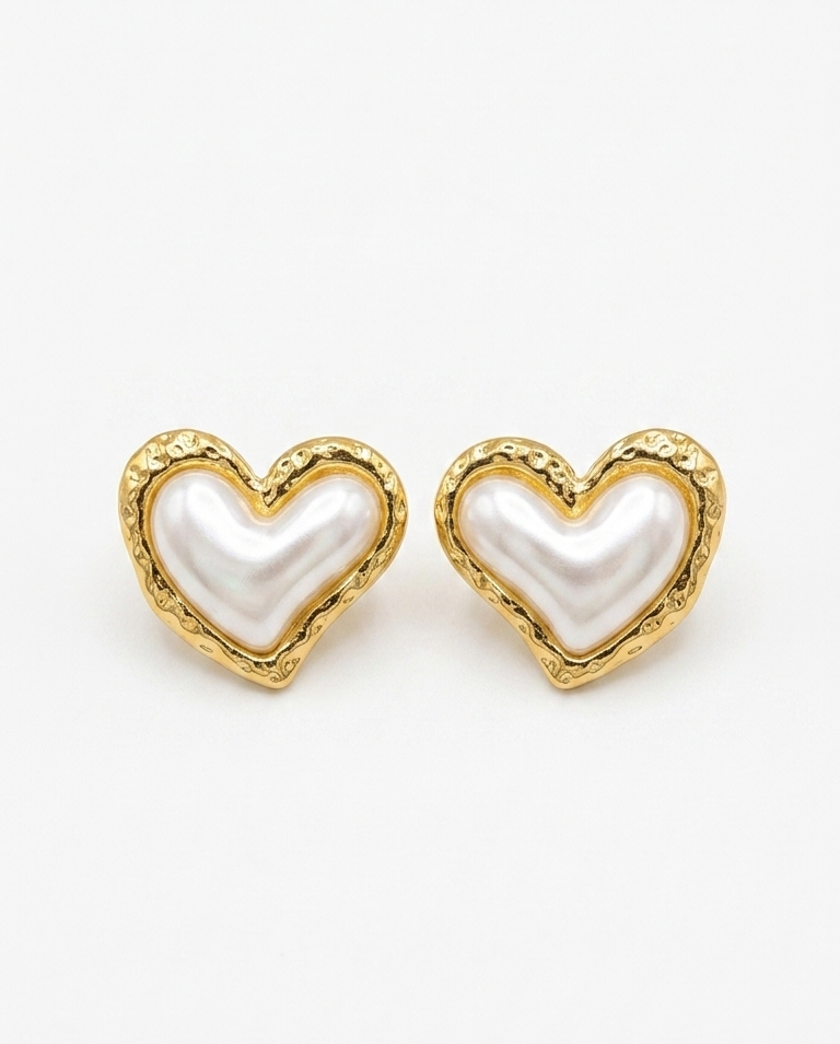 Pearl Heart Anti-tarnish Studs