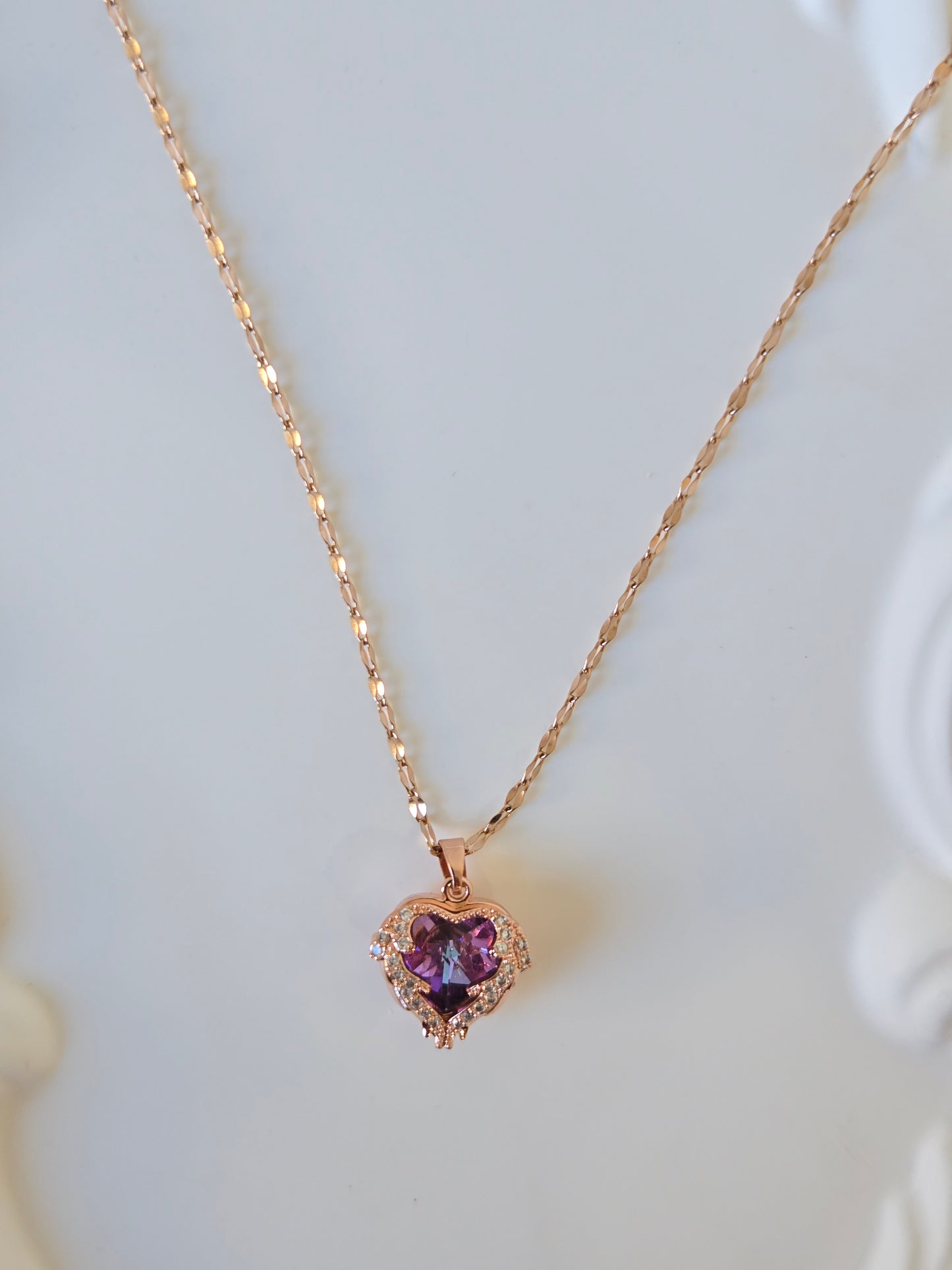 Multishade Stone Heart Necklace