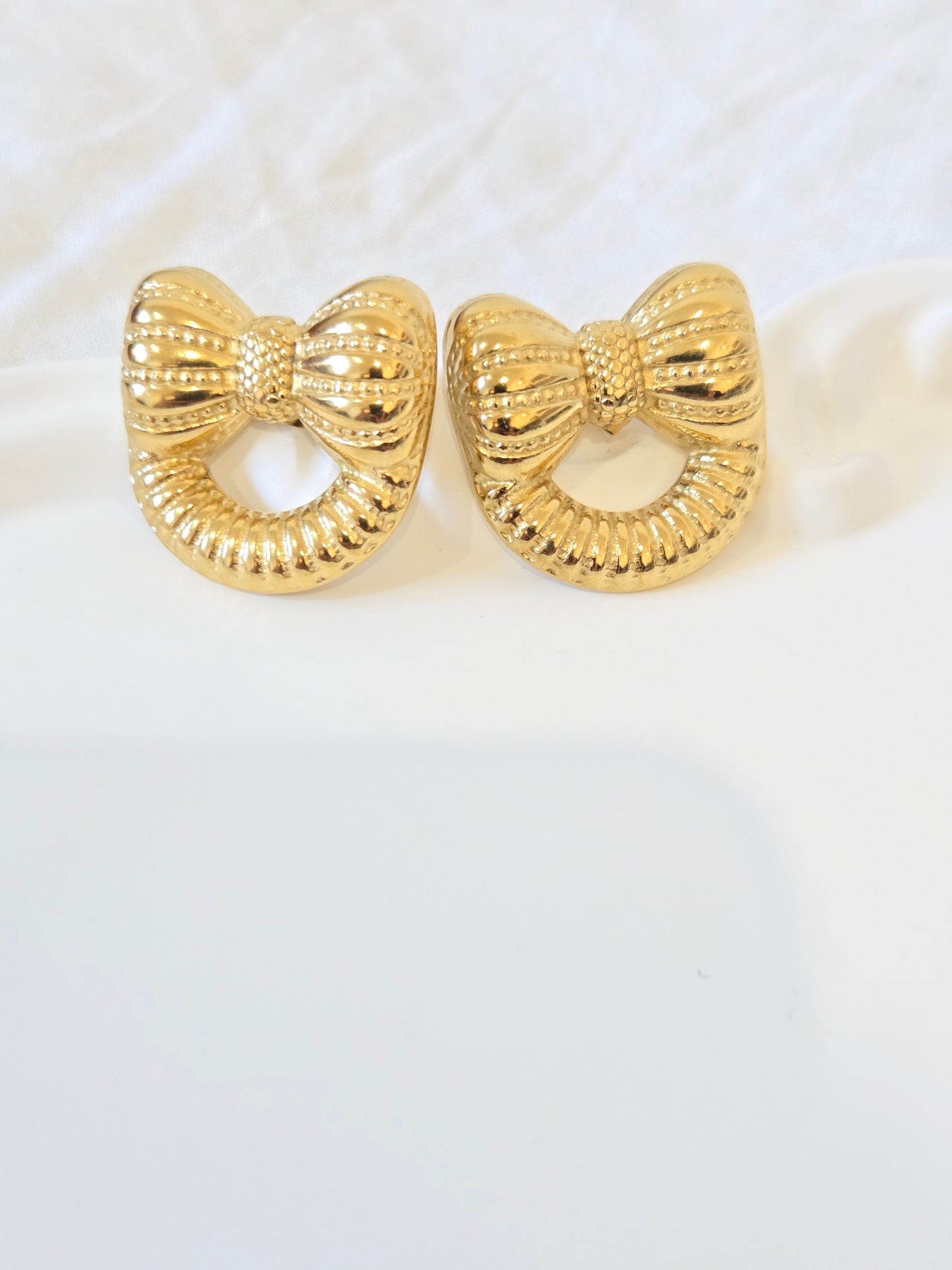 Cat Bow Stud Earrings