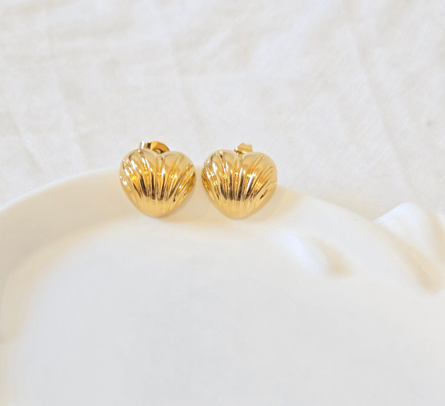 Textured Mini Heart Stud Earrings