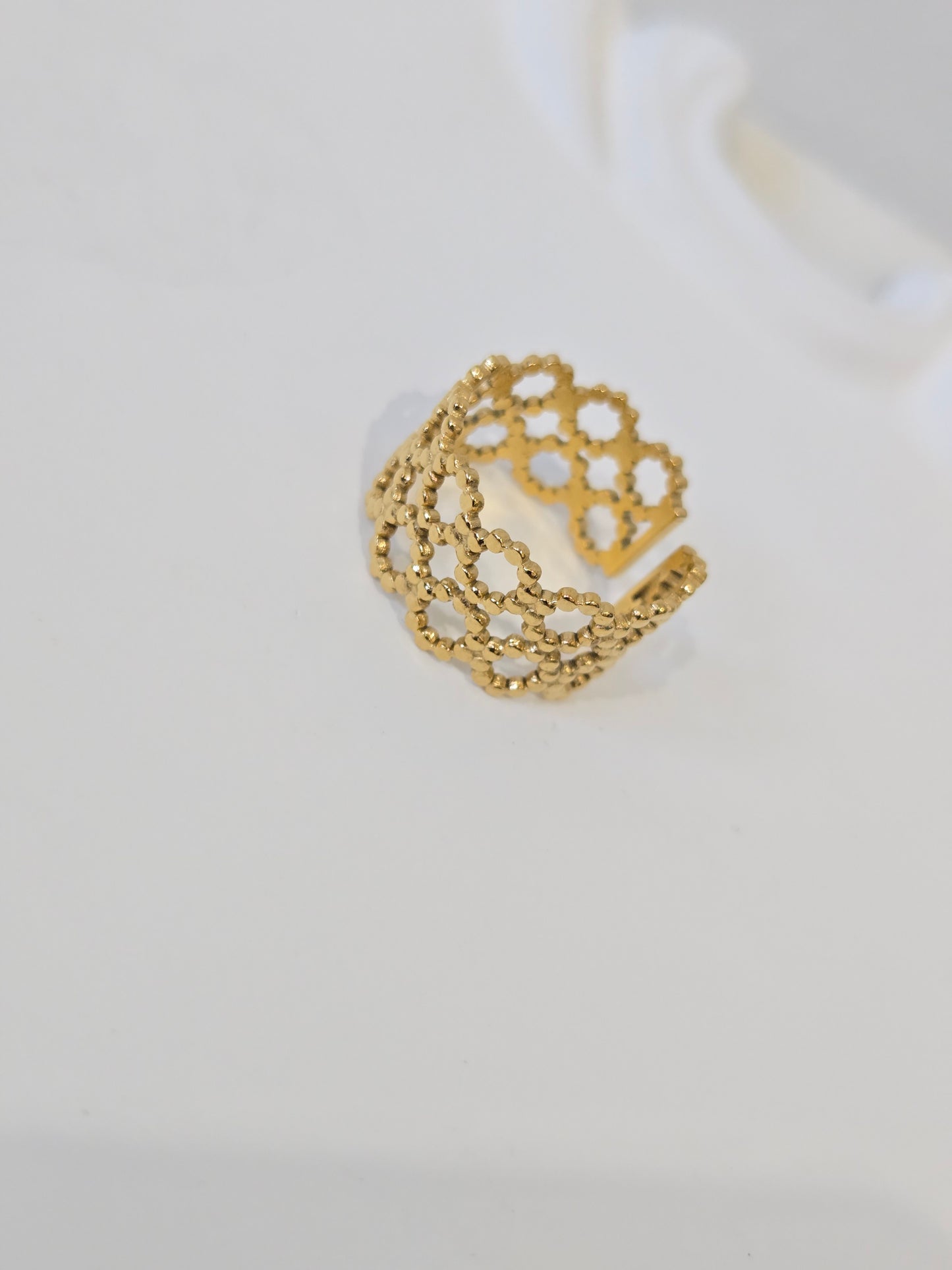 Circular Adjustable Broad Ring