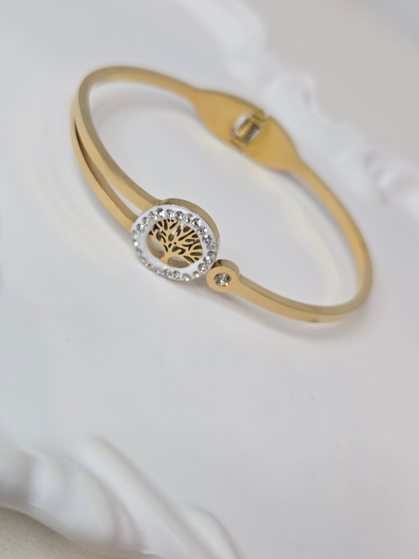 18k Gold Plated Bangle Bracelet