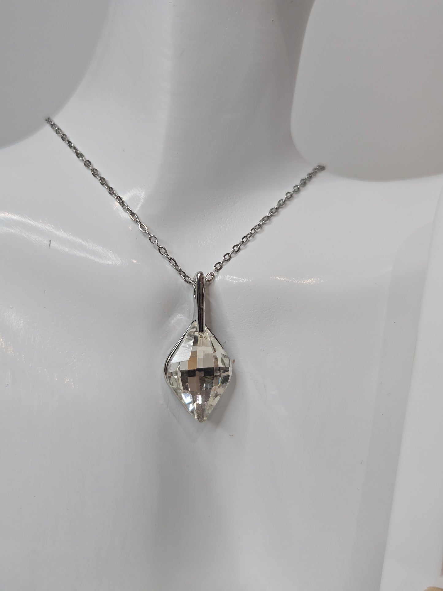 Silver Crystal Necklace Pure Ice Pendants Necklace with Earrings