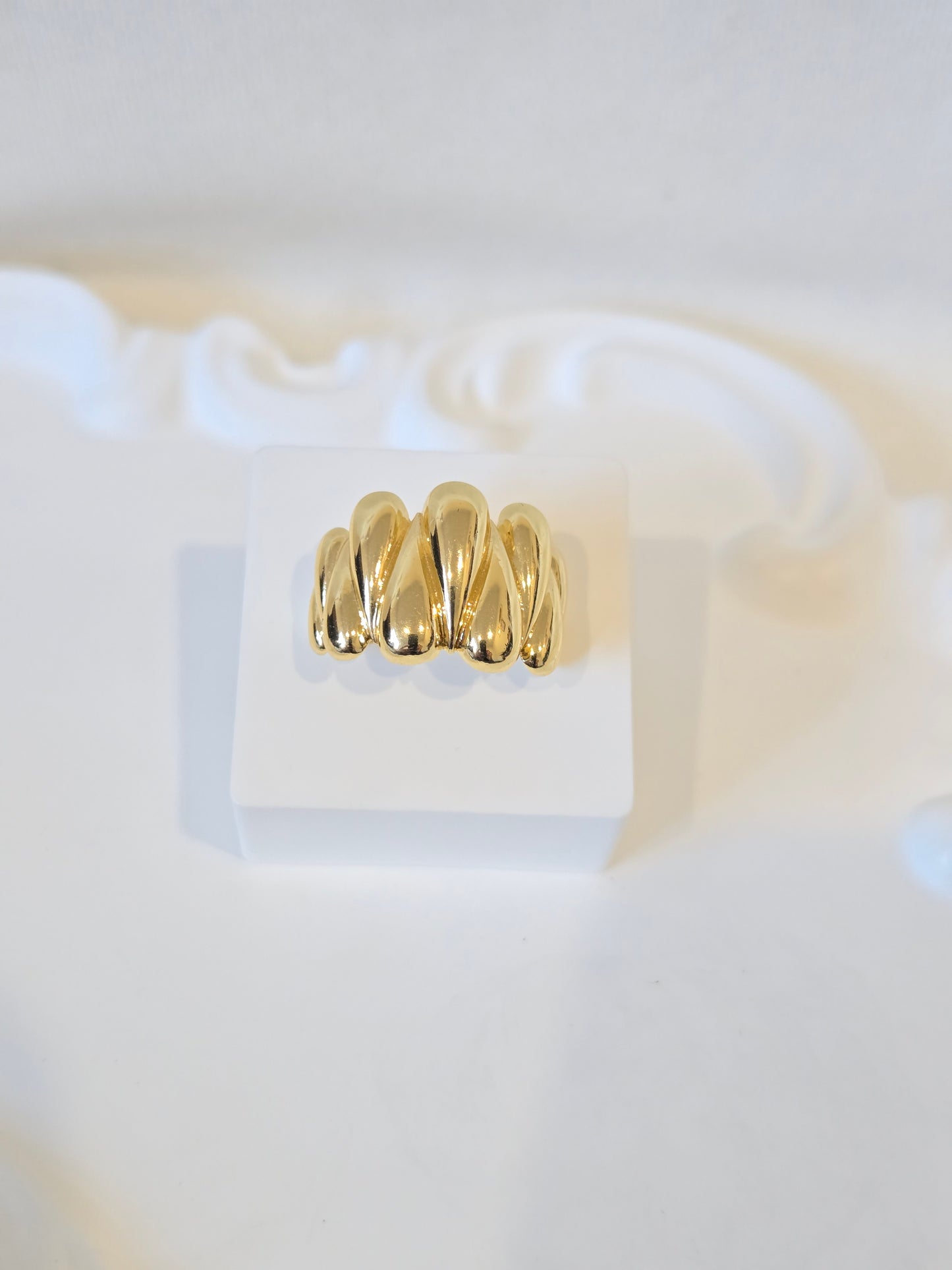 Bumpy Tear Broad Adjustable Ring