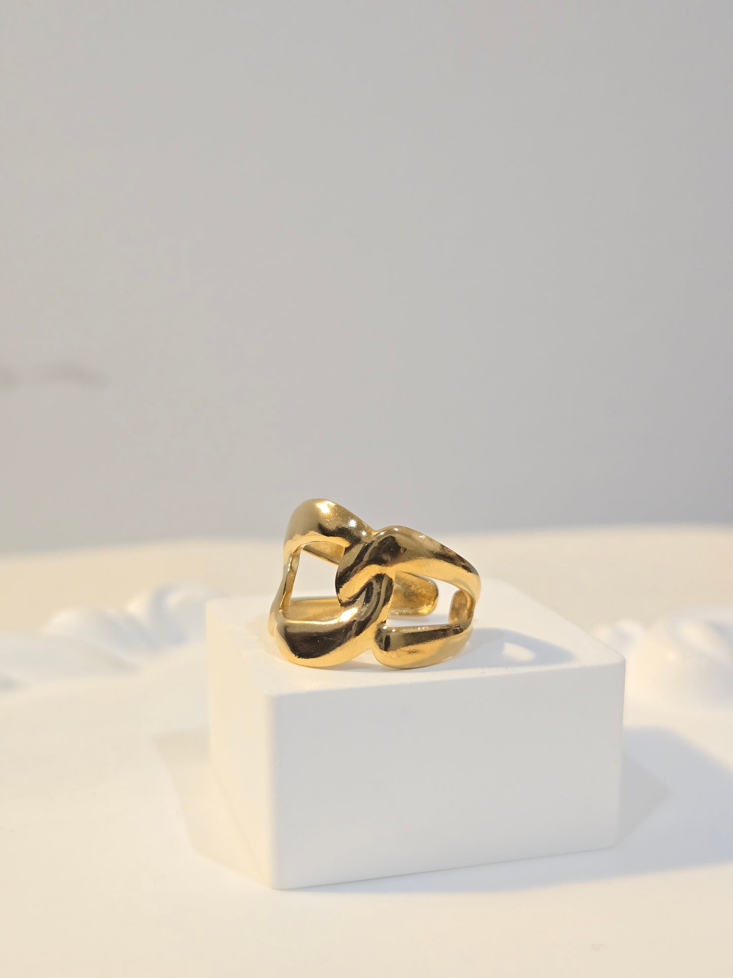 Statement Link Golden Adjustable Ring