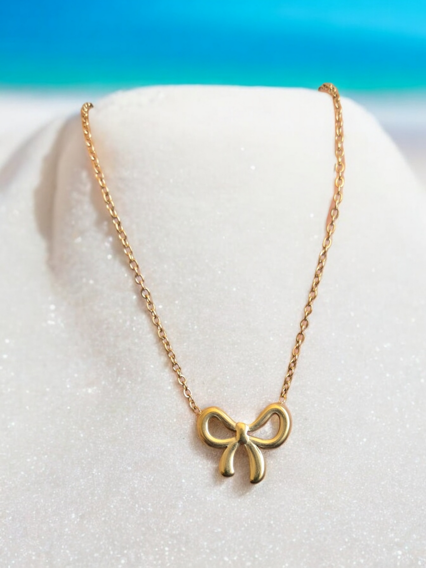 Gold Bow Pendant Necklace