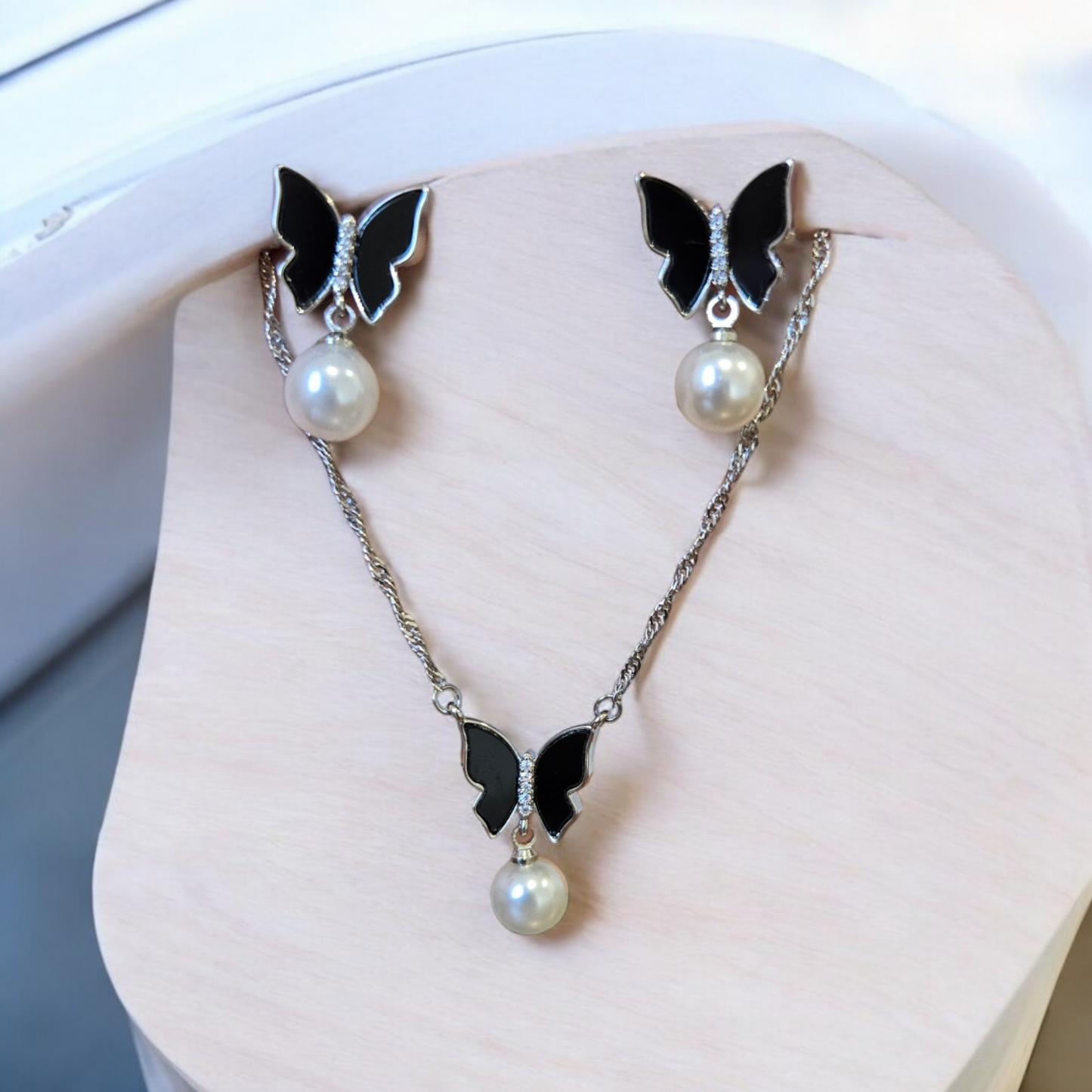 Silver Black Butterfly Hanging Pearl Stud Pendant Necklace Set
