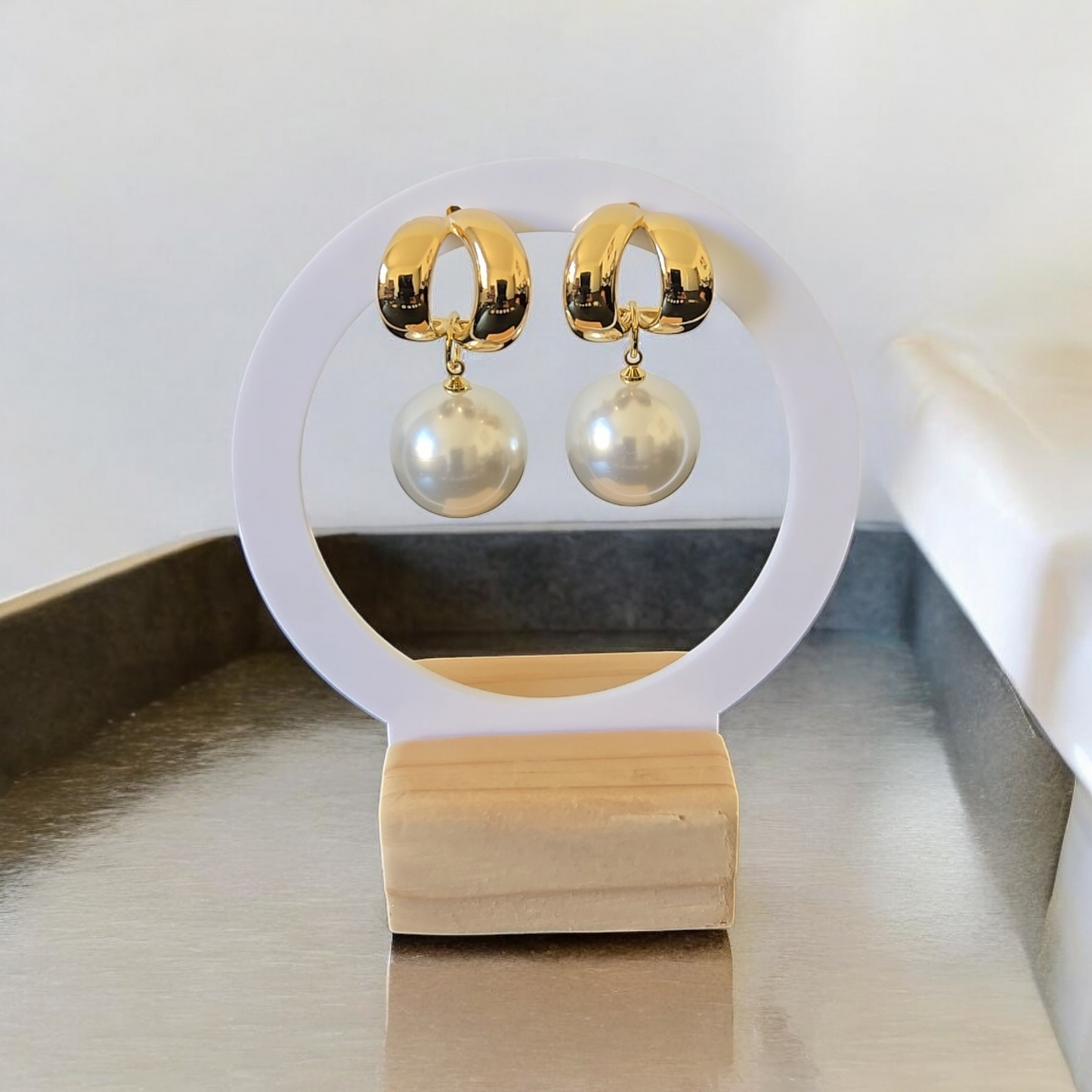 Dangle Pearl Drop