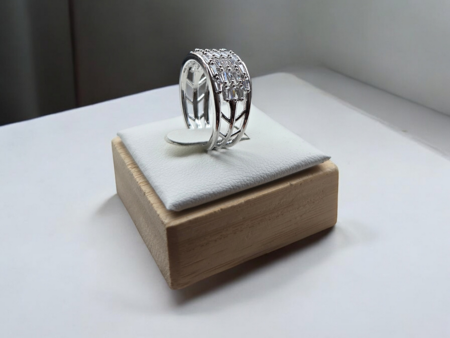 Criss-Cross Band Ring