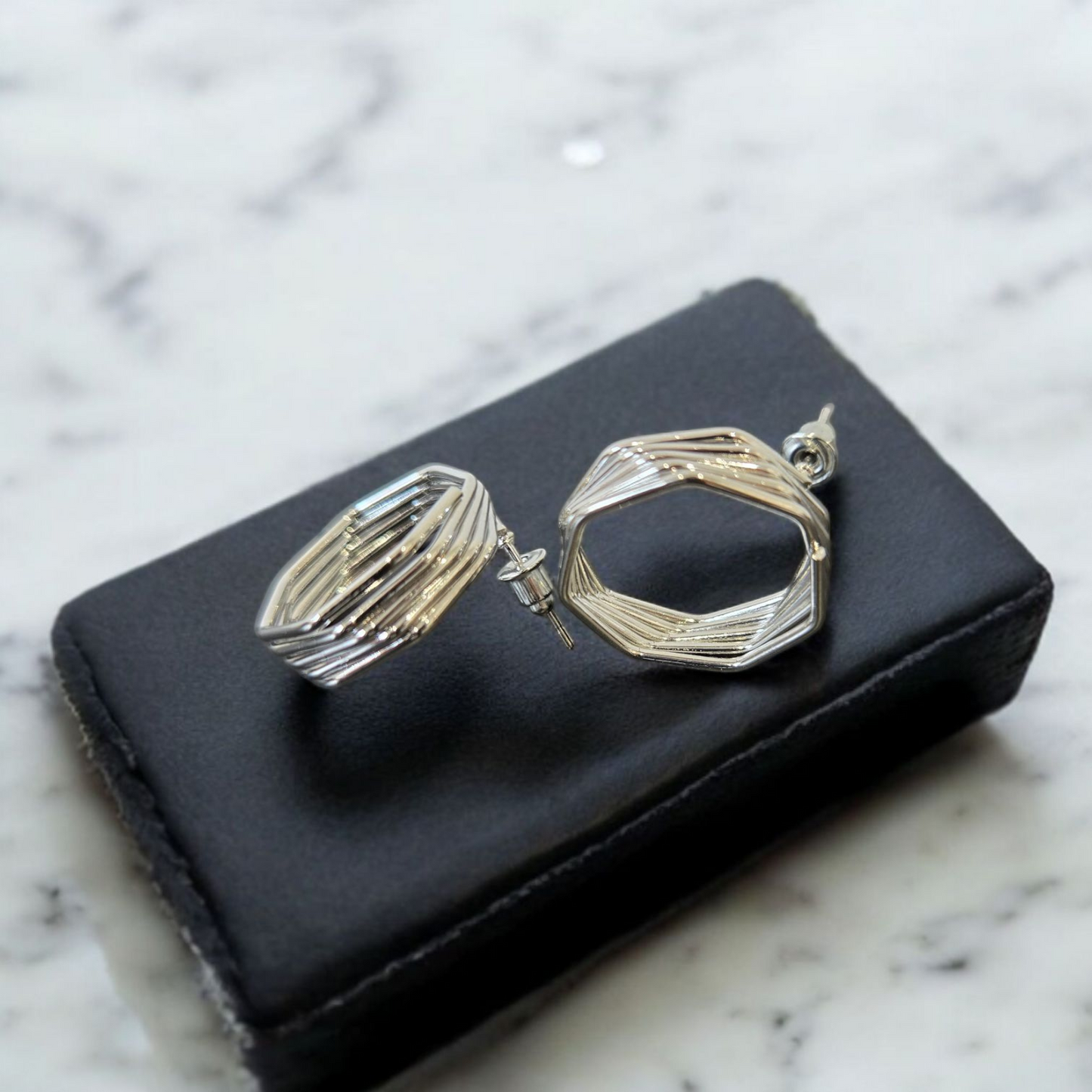 Hepta Style Earrings in Silver