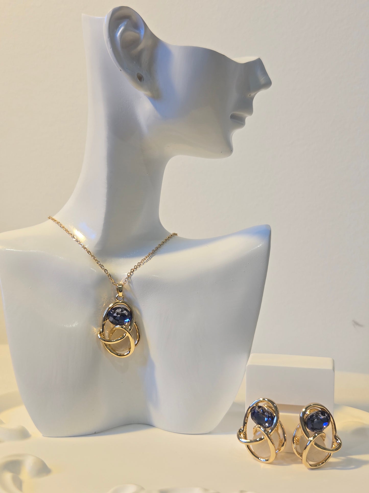 Blueberry Statement Necklace Earrings Pendant Set