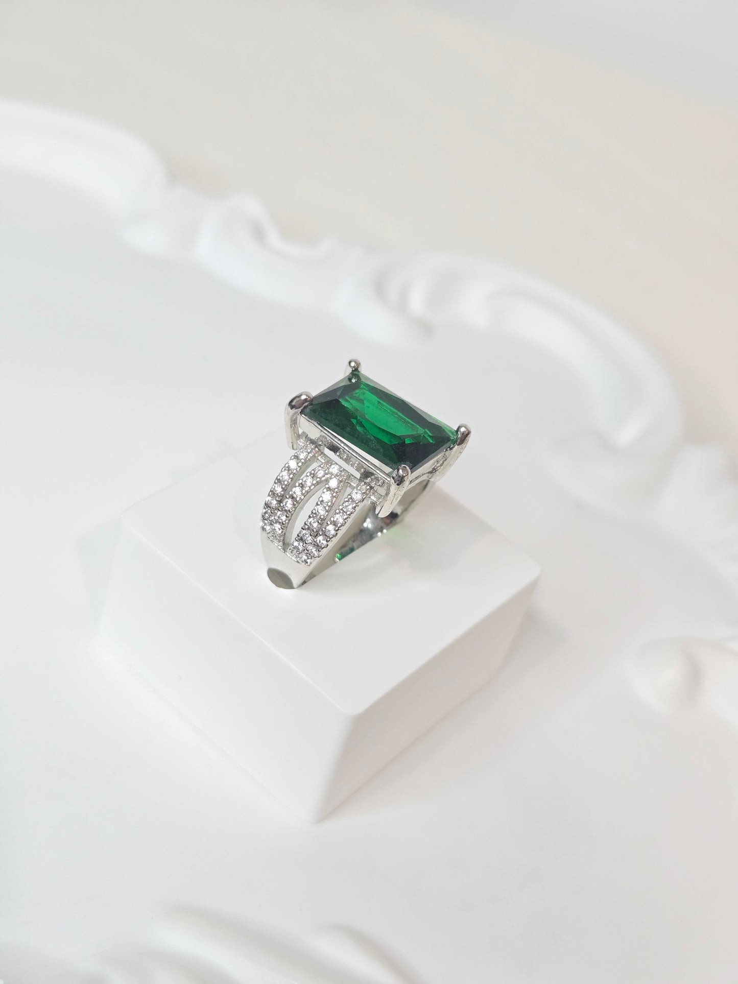 Cocktail Adjustable Ring