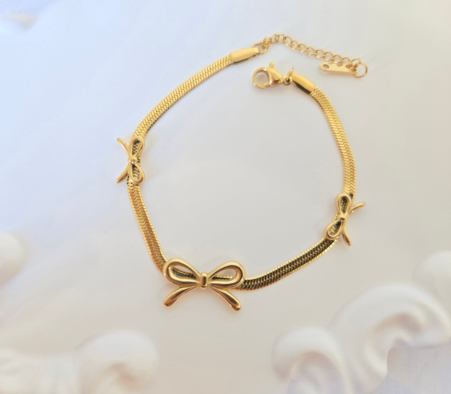 Bow Chain Bracelet