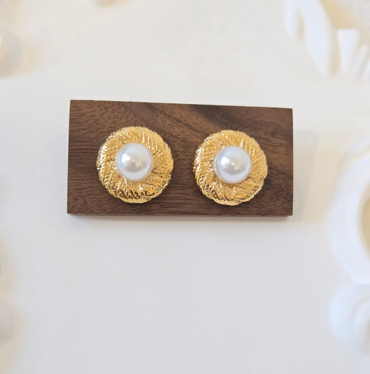 Round Pearl Golden Studs