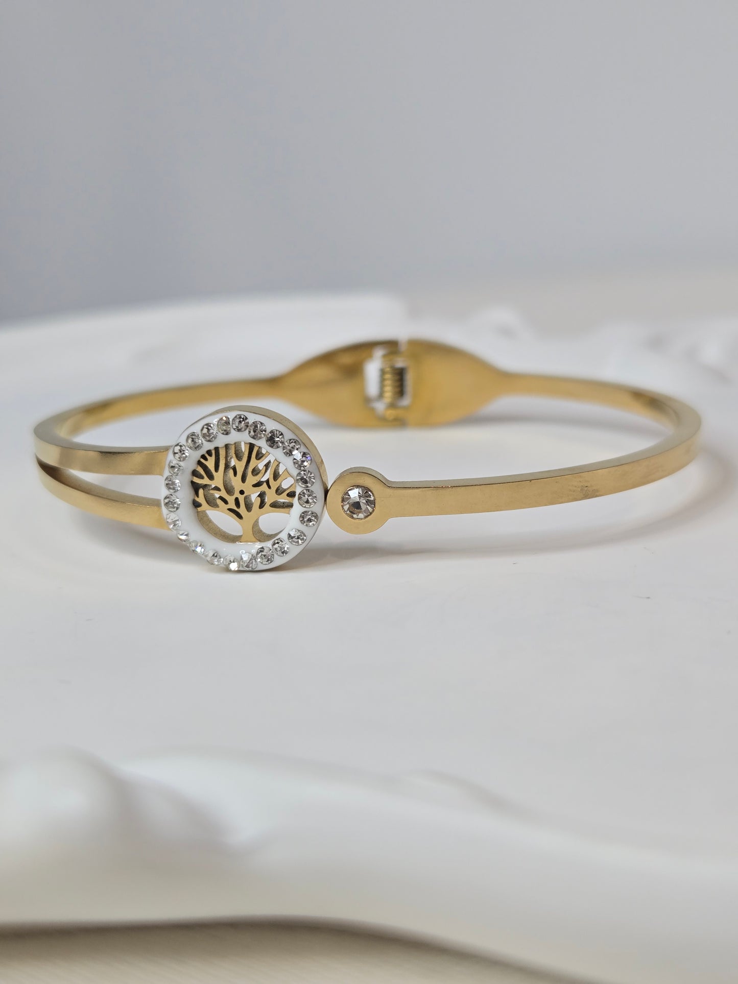 18k Gold Plated Bangle Bracelet