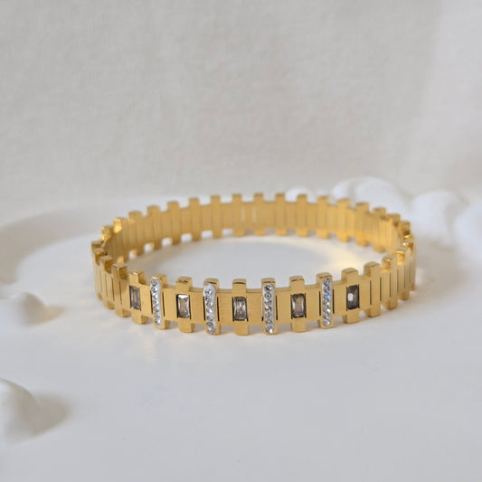 Sparkling Links Bangle Bracelet