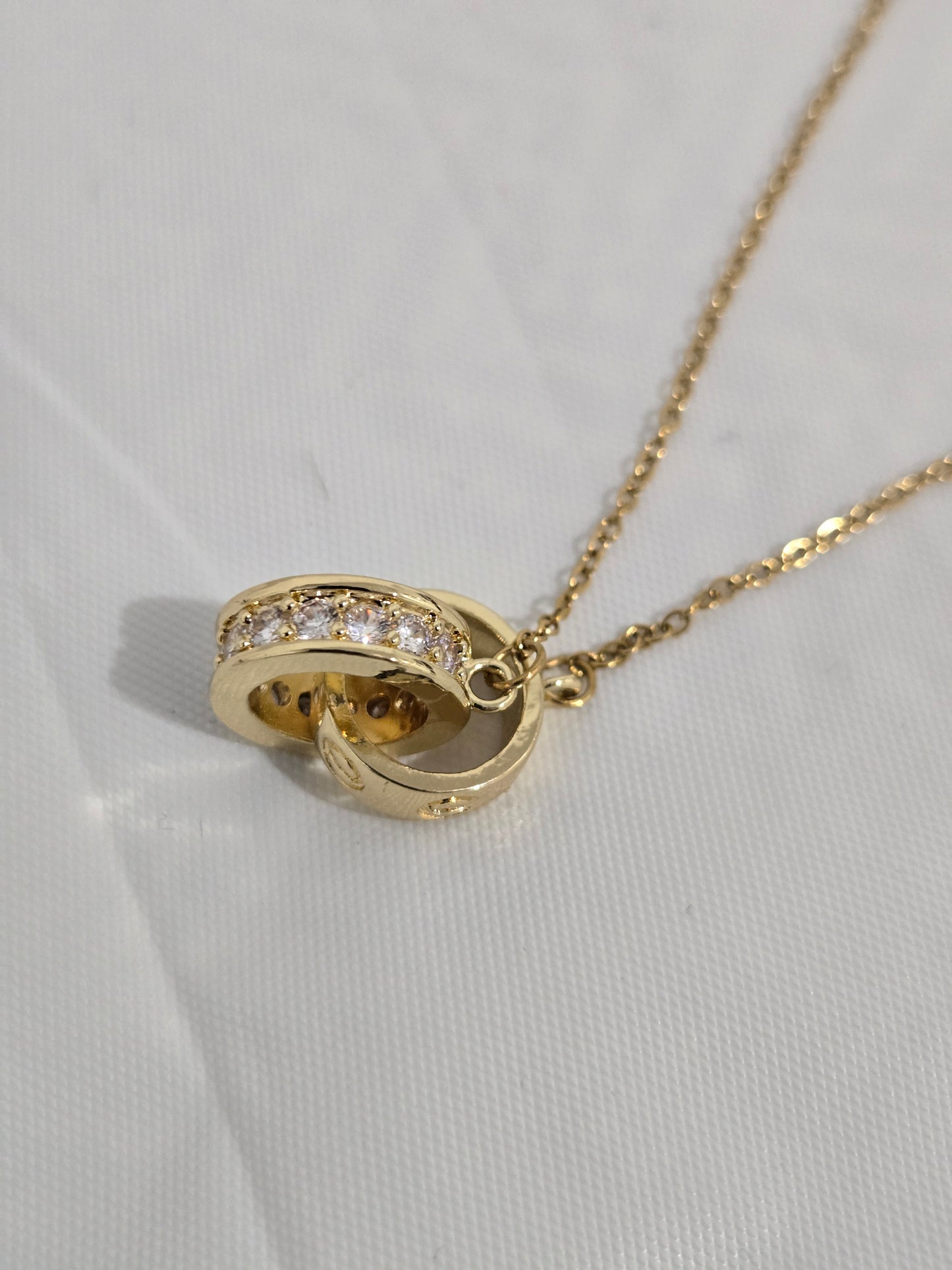 Interlockable Necklace Hoop 18K Gold Plated
