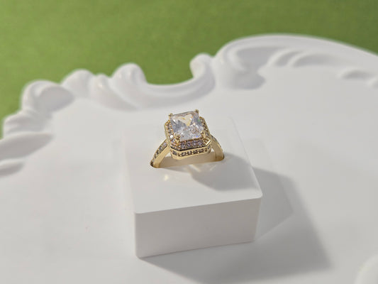 Solitaire Golden Adjustable Ring