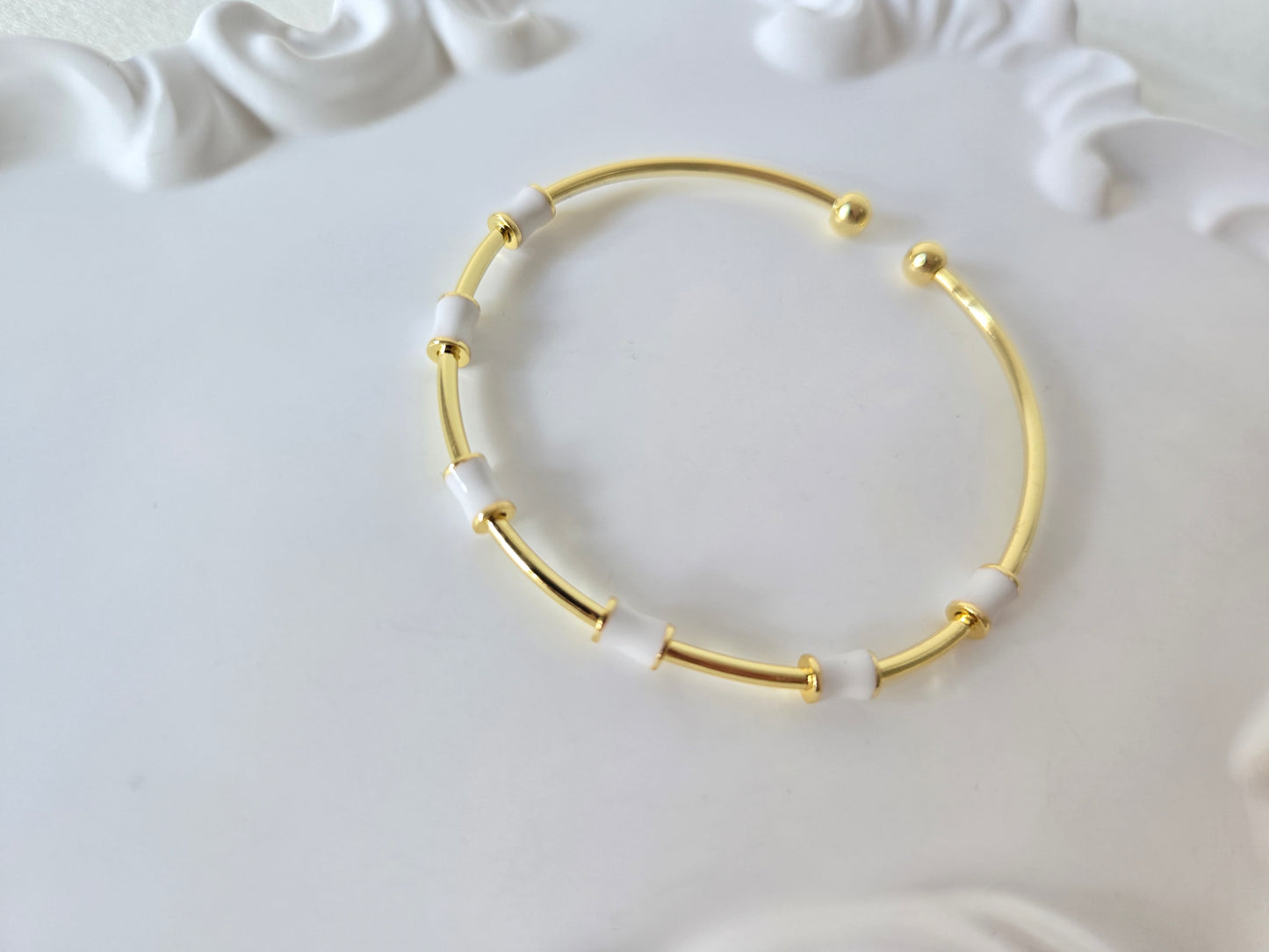 Sleek Coloured Adjustable Bangle Bracelet
