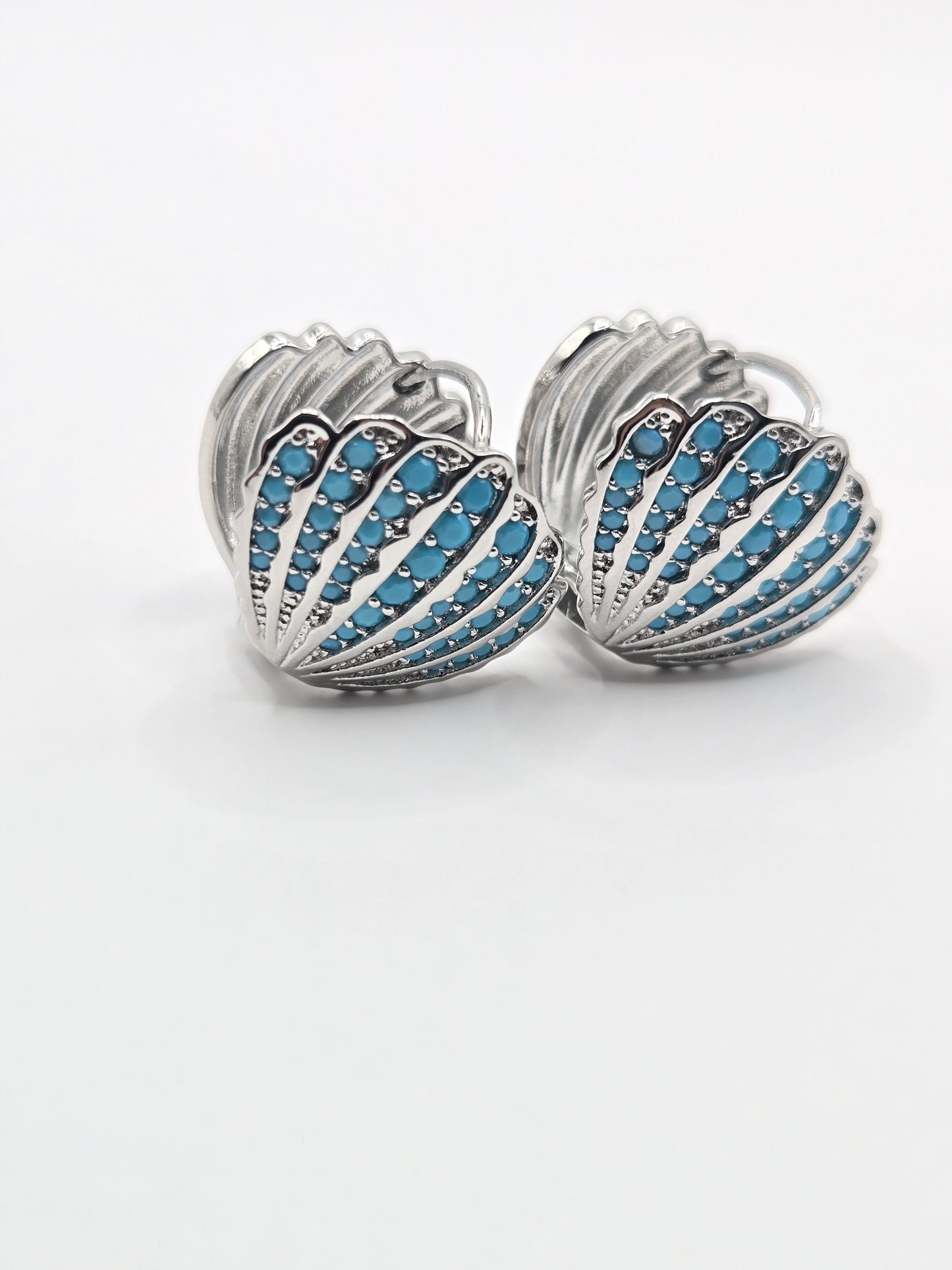 Exquisite Seashell Pave Huggie Hoop Earrings