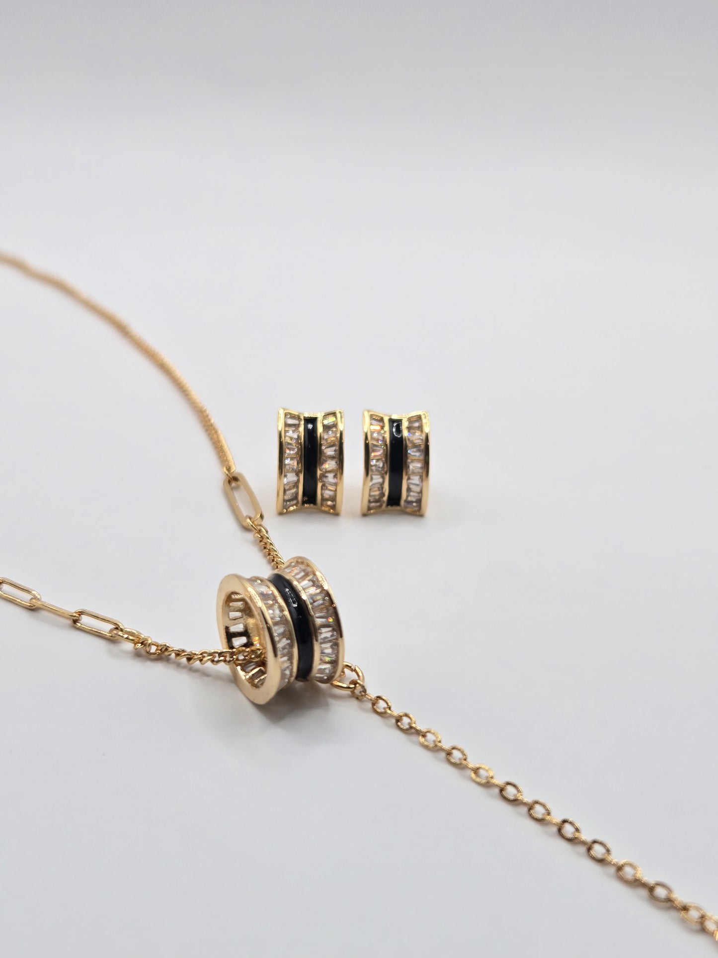 Gold-Plated Zircon Pendant Set