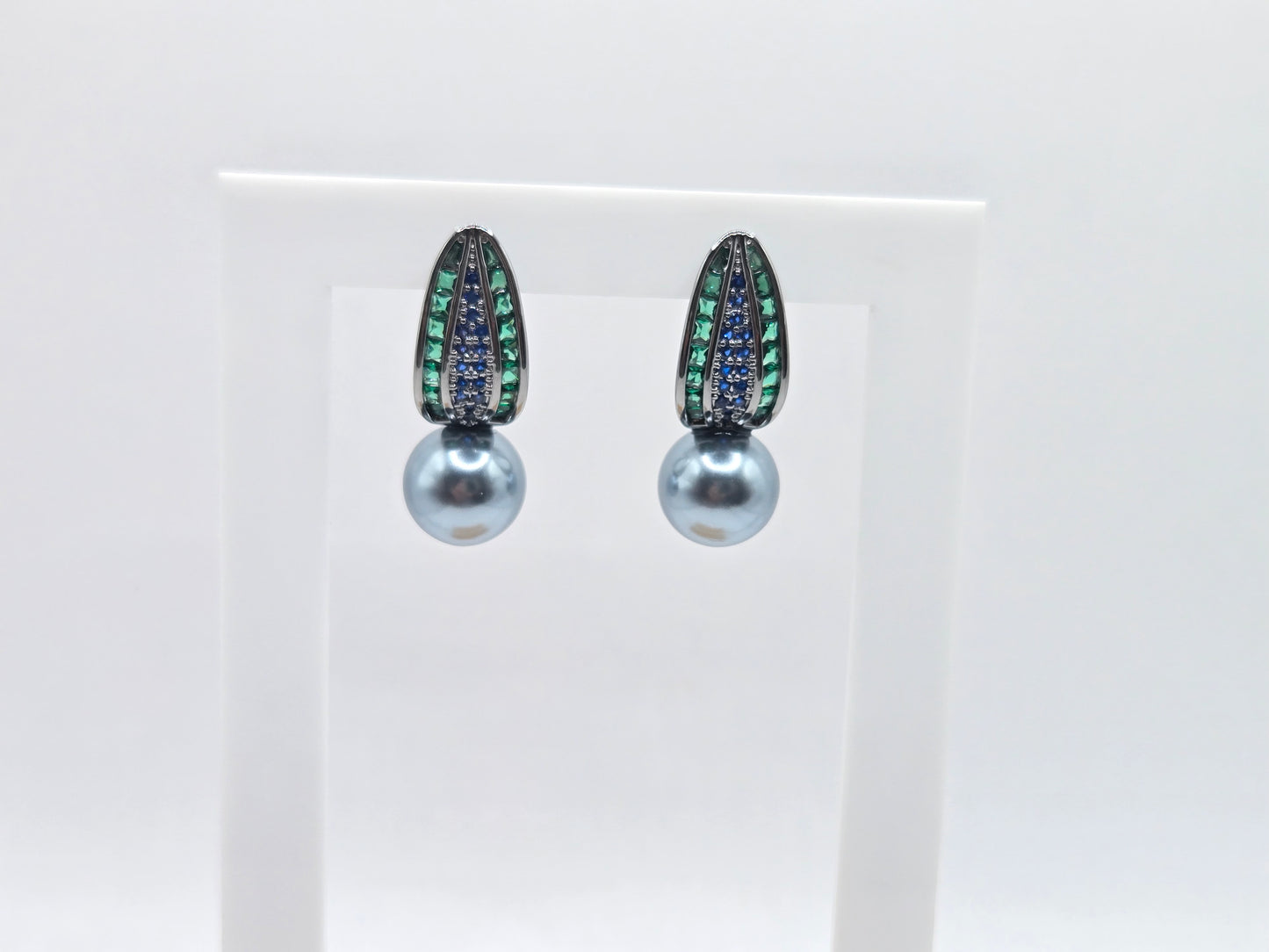 Regal Emerald Crystal Pearl Drop Earrings