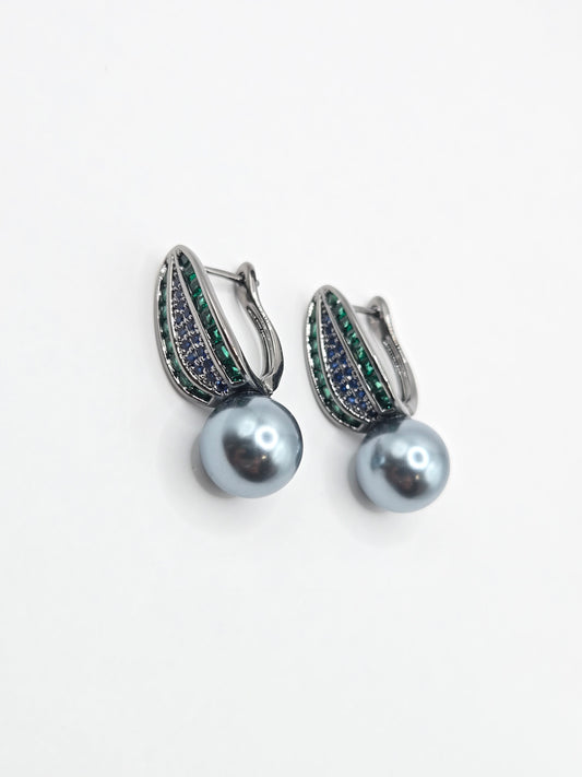 Regal Emerald Crystal Pearl Drop Earrings