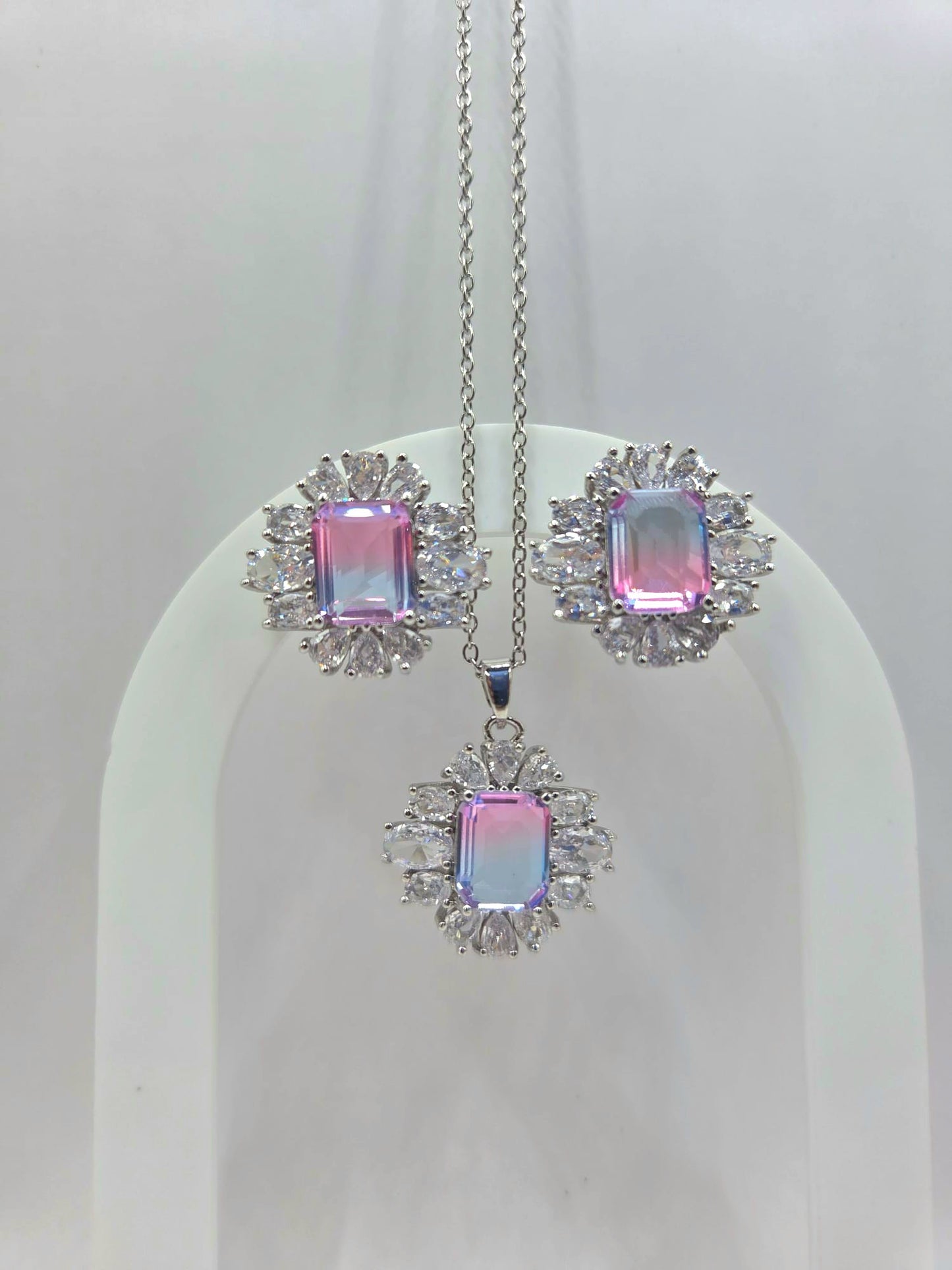Elegant Drop Pendant Set