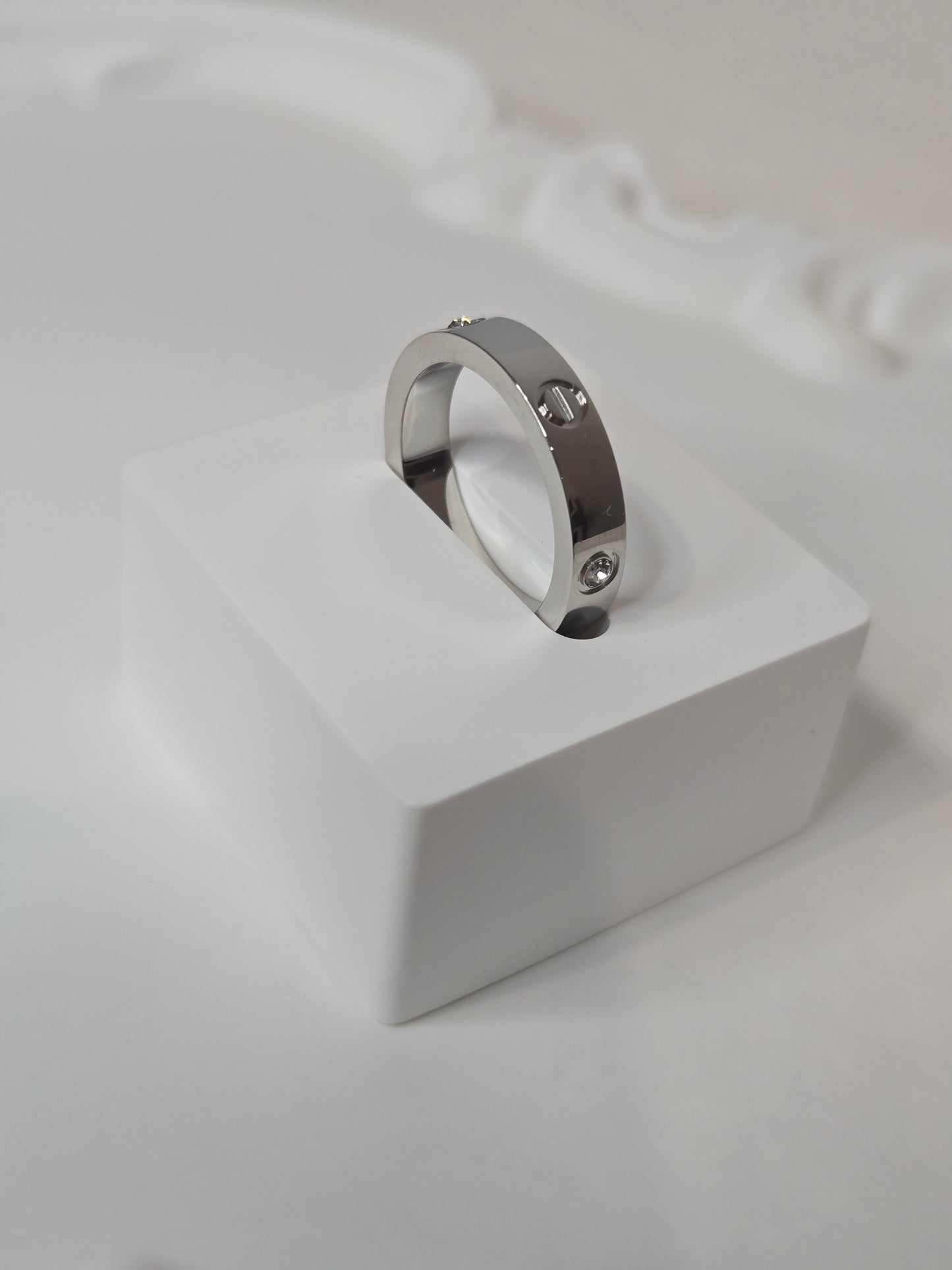 Love Band Ring