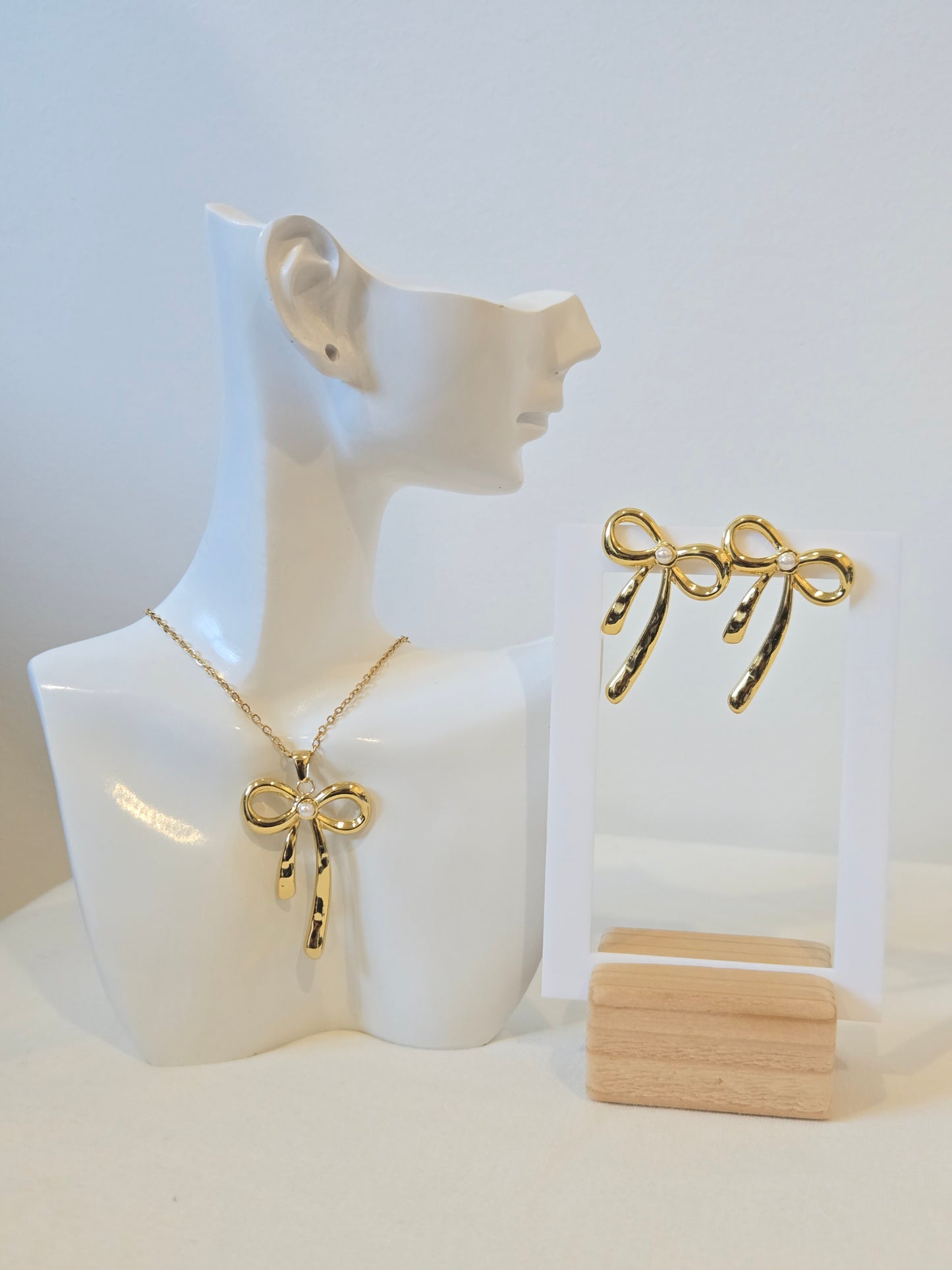 Bow Necklace with Earrings Pendant Set