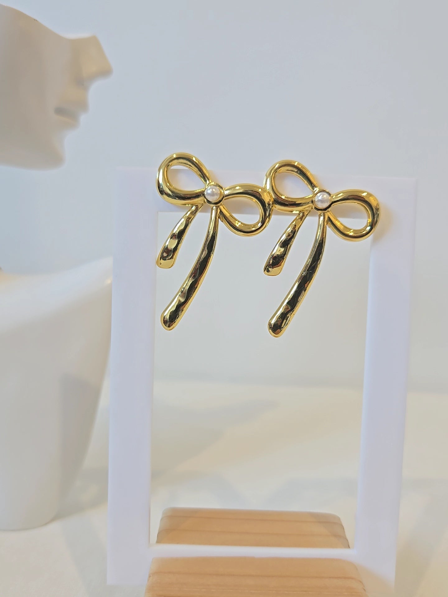 Bow Necklace with Earrings Pendant Set